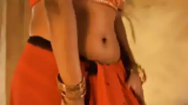 Bf chodne wala video dikha na chahiye chalne wala indian sex videos on  Xxxindianporn.org