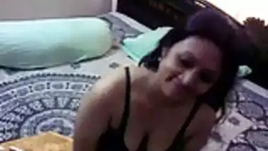 Beautiful hot bangla girl fuck by her boyfriend full video indian sex video