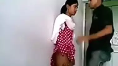 380px x 214px - Desi muslim bhaiyya licks chotibahen pussy lip kisses grope indian sex video