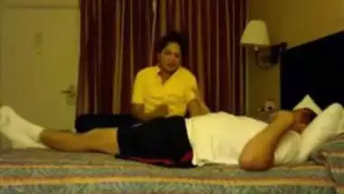 Indiansex clip mature aunty home sex with hubby