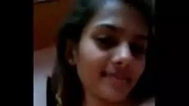 Hot desi girl squeezing and sucking her own boobs