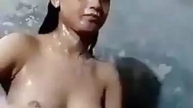 380px x 214px - Cute sri lankan fresh boobs desi girl bathing indian sex video