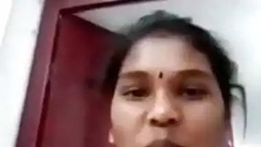 380px x 214px - Tamil housewife video call chatting indian sex video