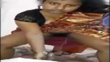 Burchodsex - Sexy south indian bhabhi riding penis with saree indian sex video