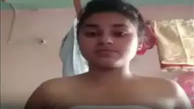 Hot delhi girl parnieeti showing boobs to lover