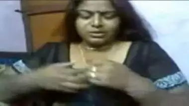 380px x 214px - Sucking big boobs of sexy tamil neighbor aunty indian sex video