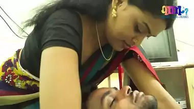 380px x 214px - Indian housewife romance with software engineer indian sex video