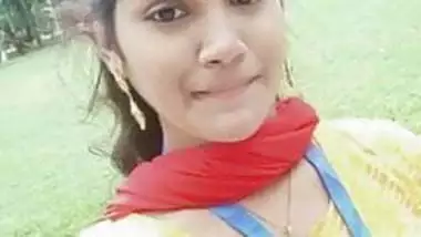 Indian Desi Hd Gastimaza Video - Cute girlfriend ki deshi pink chut indian sex video