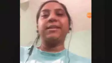 Desi Bhabhi Showing Her Boobs on Video Call