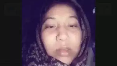 Bangladeshi Village Bhabi Video For Bf Showing Boobs and Fingering Pussy With Bangla Talk