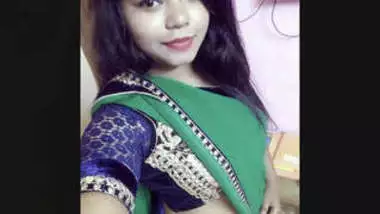 Only Indian Local Girl Sex 3gp King - Hot indian girl showing on video call 3 clips part 2 indian sex video