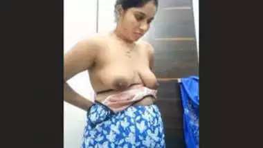 Janvarxxxcom - Sexy indian aunty sex videos enjoying with a young college guy indian sex  video