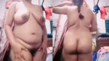 380px x 214px - Bhabi showing her big boobs and nude body indian sex video