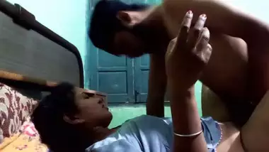 Punjabi guy fucking his friends sister at home video indian sex video