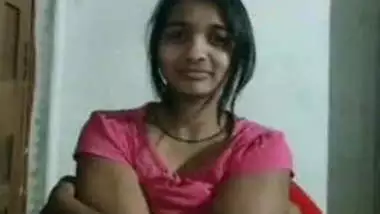 Cute indian girl showing for bf indian sex video