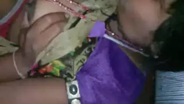 380px x 214px - Mature desi hot bhabhi riding indian sex video