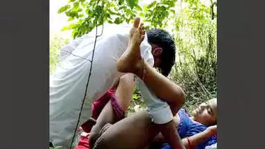 Desi village couple outdoor mms indian sex video