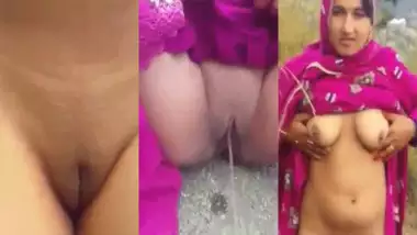 Muslim Ladki Ka Sex Video Blood - Muslim girl pissing outdoors sex mms video indian sex video