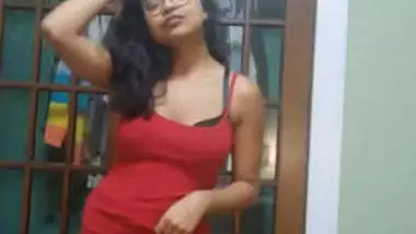 Sexy Indian Girl Nude Video Part 1