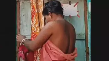 Wanaparthy Auntys Sex Videos - Desi boudi changing dress indian sex video