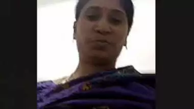 Indian Wife Showing Her Boobs on Video call