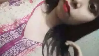 Bubbly Sex Video From Bangladesh - Beautiful bangladeshi sexy girl make video for lover indian sex video