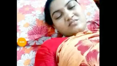 380px x 214px - Desi village aunty nice boobs on live indian sex video