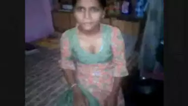 8yarsh Sexi Video - Girl getting ready for sex indian sex video