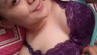 380px x 214px - Desi hot hijab girl boobs showing and fucking part 14 indian sex video