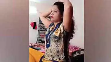 Gururaj Sex Hd Videos - Desi girl getting ready for fuck indian sex video