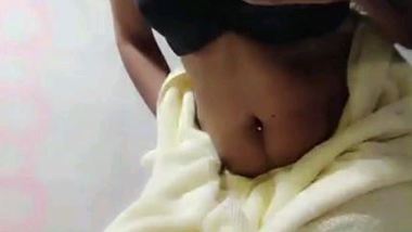 380px x 214px - Hot girl akira ne paise le kar online sex masti ka maza dia indian sex video