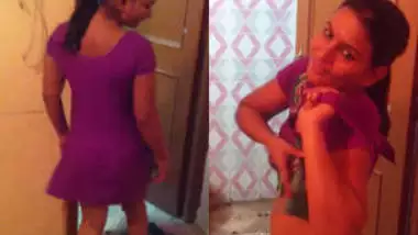 Desi gasti bhabhi in salwar showing everything indian sex video