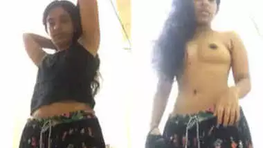 sexy malu girl stripping selfie
