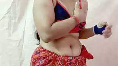 Aunty Wap95 Com - Indian aunty saree changeing in room indian sex video
