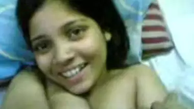 Desi shy girl captured nude on bed by bf indian sex video