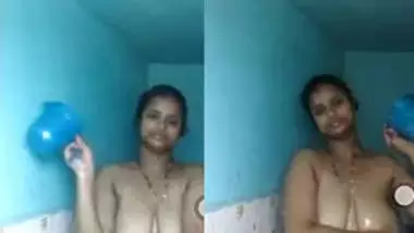 Indian Girl Nisha Bathing on Video Cal