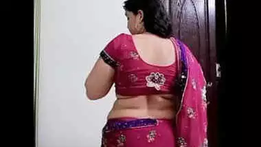 Xxxx Six Kumari - Bubbly delhi housewife bhabhi ishita kumari navel show indian sex video