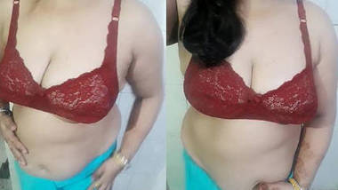 380px x 214px - Shalini aunty hot strip tease indian sex video