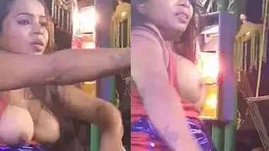 380px x 214px - Desi naked round tits bounce dance clip indian sex video