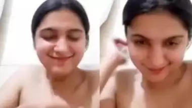 380px x 214px - Beautiful paki bhabi showing on video call indian sex video