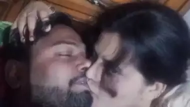 Bathrumxxxvideos Com - Desi couple kissing indian sex video