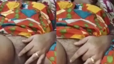 Khansama Xxx - Desi boudi fingering pussy indian sex video