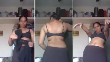 Mallu smitha aunty showing like how neighbour saying indian sex video