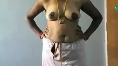 Paronxnxx - Husband friend pressing aunty boobs part 1 indian sex video