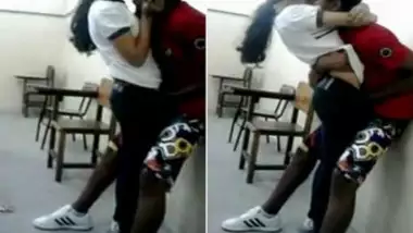 380px x 214px - Boyfriend fingering gf in classroom standing romance indian sex video