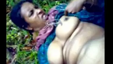 Xxvoo - Rendy aunty fucking outdoor indian sex video