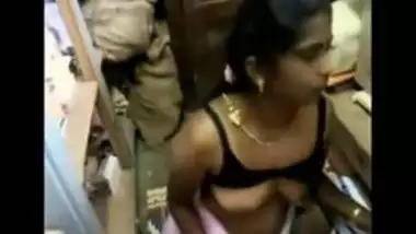 Tamil Sex Bad Masti Videos - Tamil aunty banged in godown indian sex video