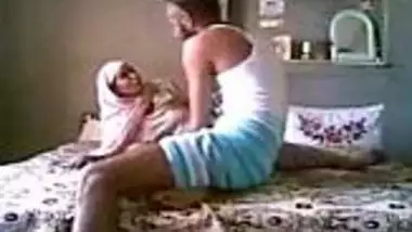 Moti moti bua ko choda badhiya wali sexy indian sex videos on  Xxxindianporn.org