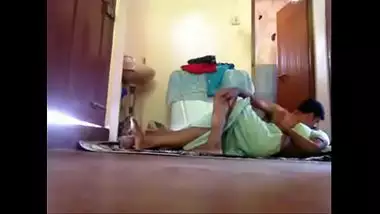 Xxx Video Choti Sister And Nind Pronile - Bihari saas ko damaad ne village ke ghar mai choda indian sex video