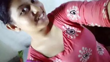 Desilede - Desi girl pussy showing on videocall indian sex video